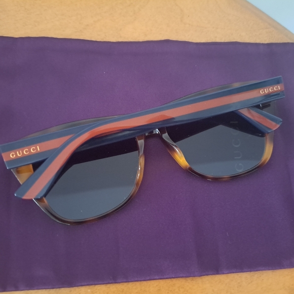 Sunglasses - Picture 2 of 4